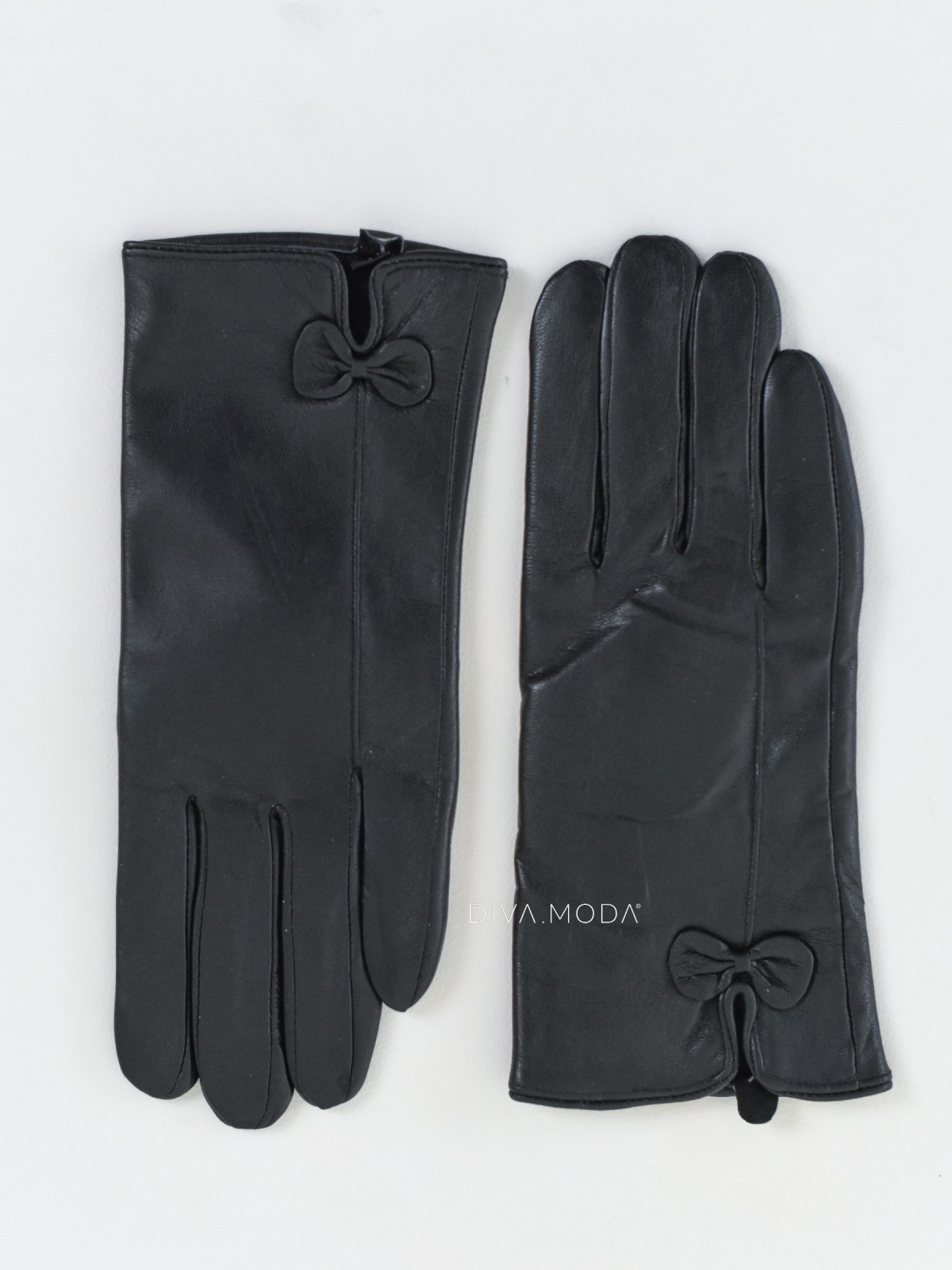 Kožené rukavice čierne P 7