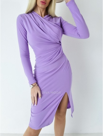 Priliehavé riasené šaty Mandy fialkové A 75