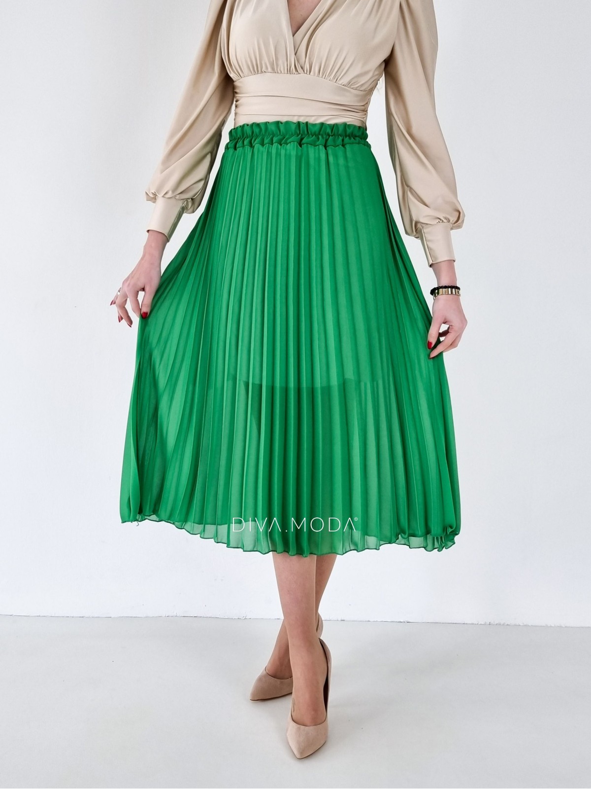 Plisovaná midi sukňa zelená P 76