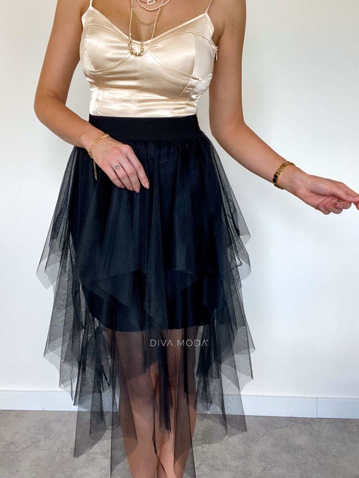 Tylová sukňa čierna Linda B 14