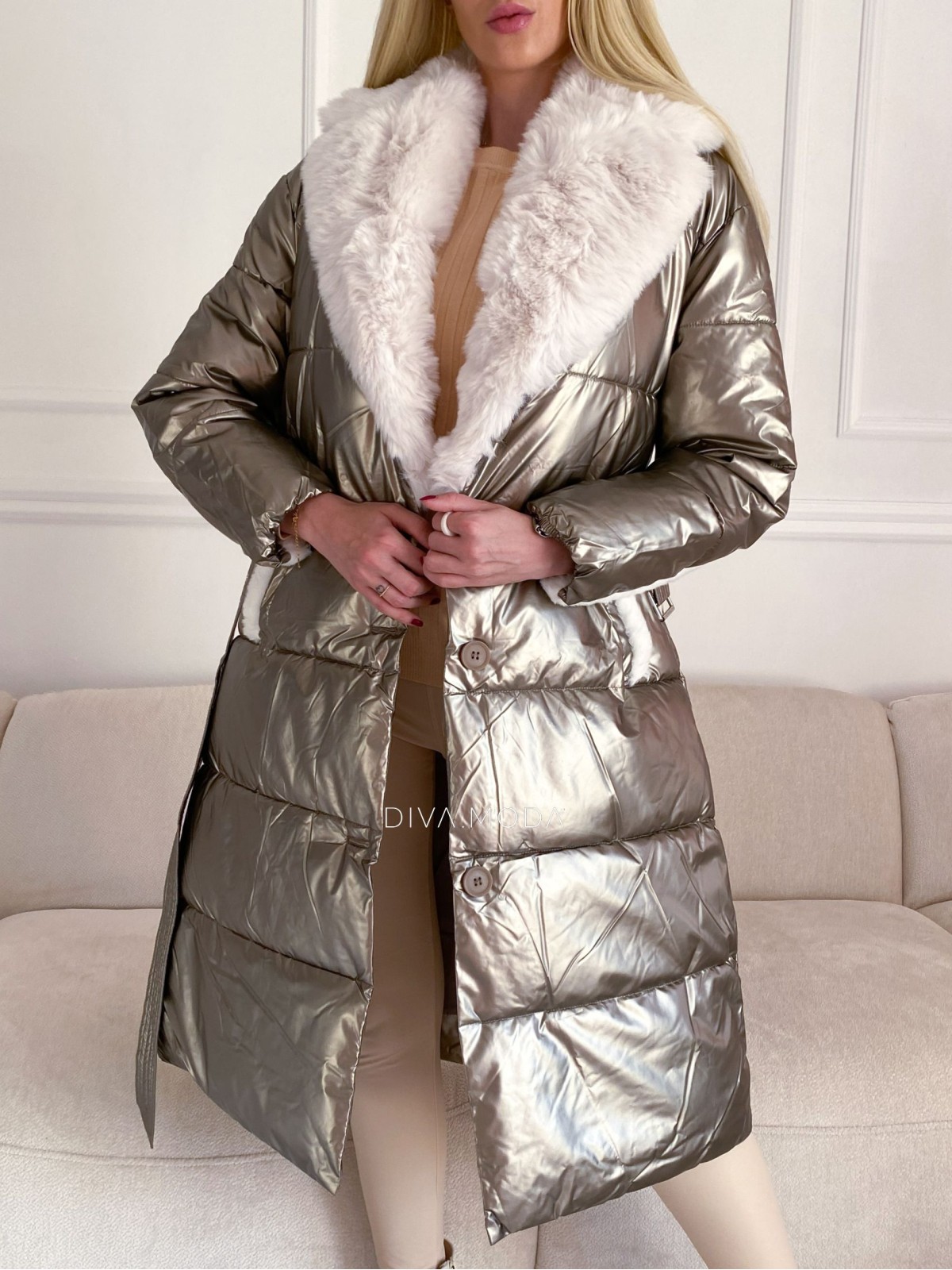 Zimná metalická bunda s kožušinou zlatá S 96