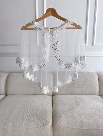 Vyšívané bolero na šaty 