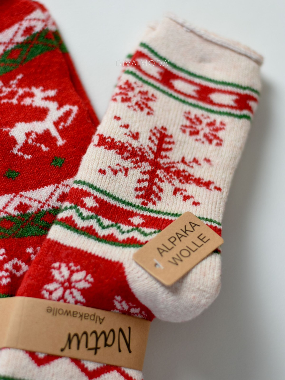 Trio vianočných nórskych ponožiek z alpaky 2 x ecru+červená M 18