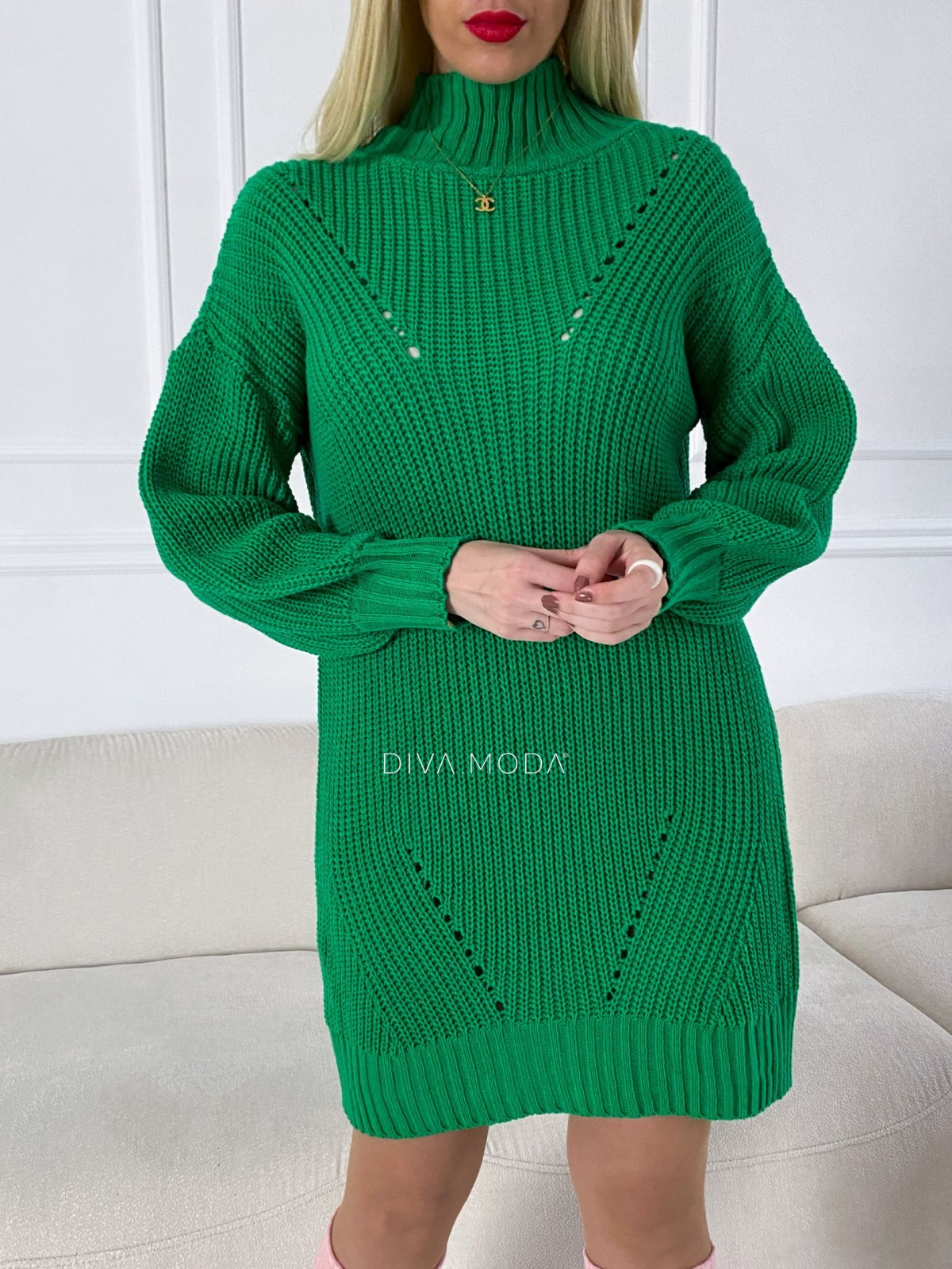 Rolákové šaty s dierkovaným vzorom zelené P 48
