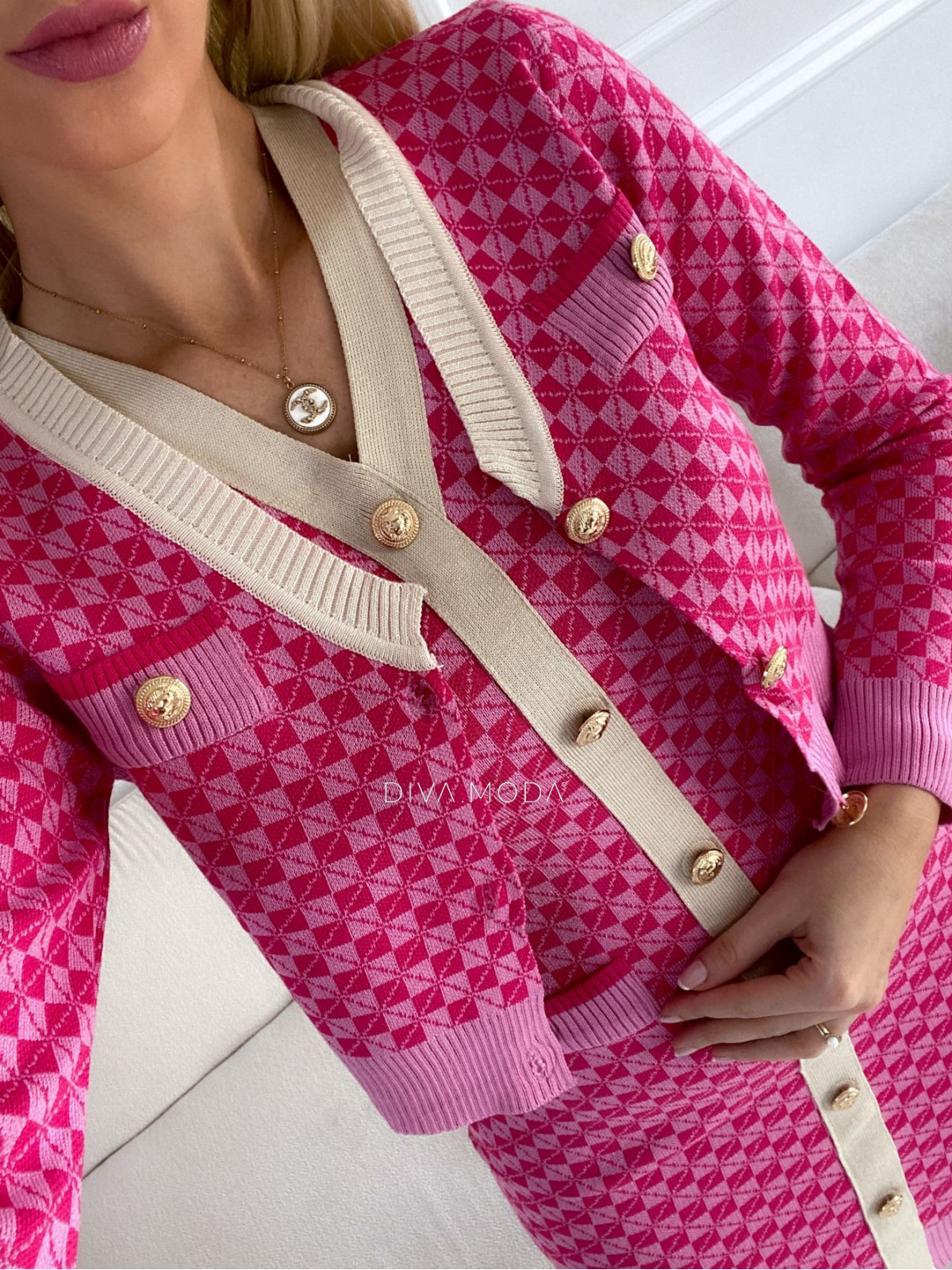 Úpletové Šaty + svetrík ružovo béžové M 23