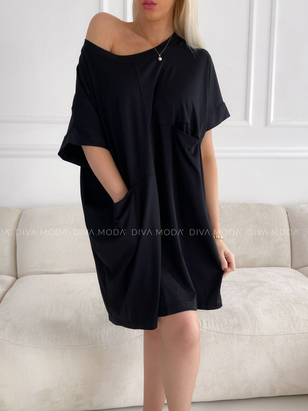 Oversize basic šaty s vreckami čierne P 40