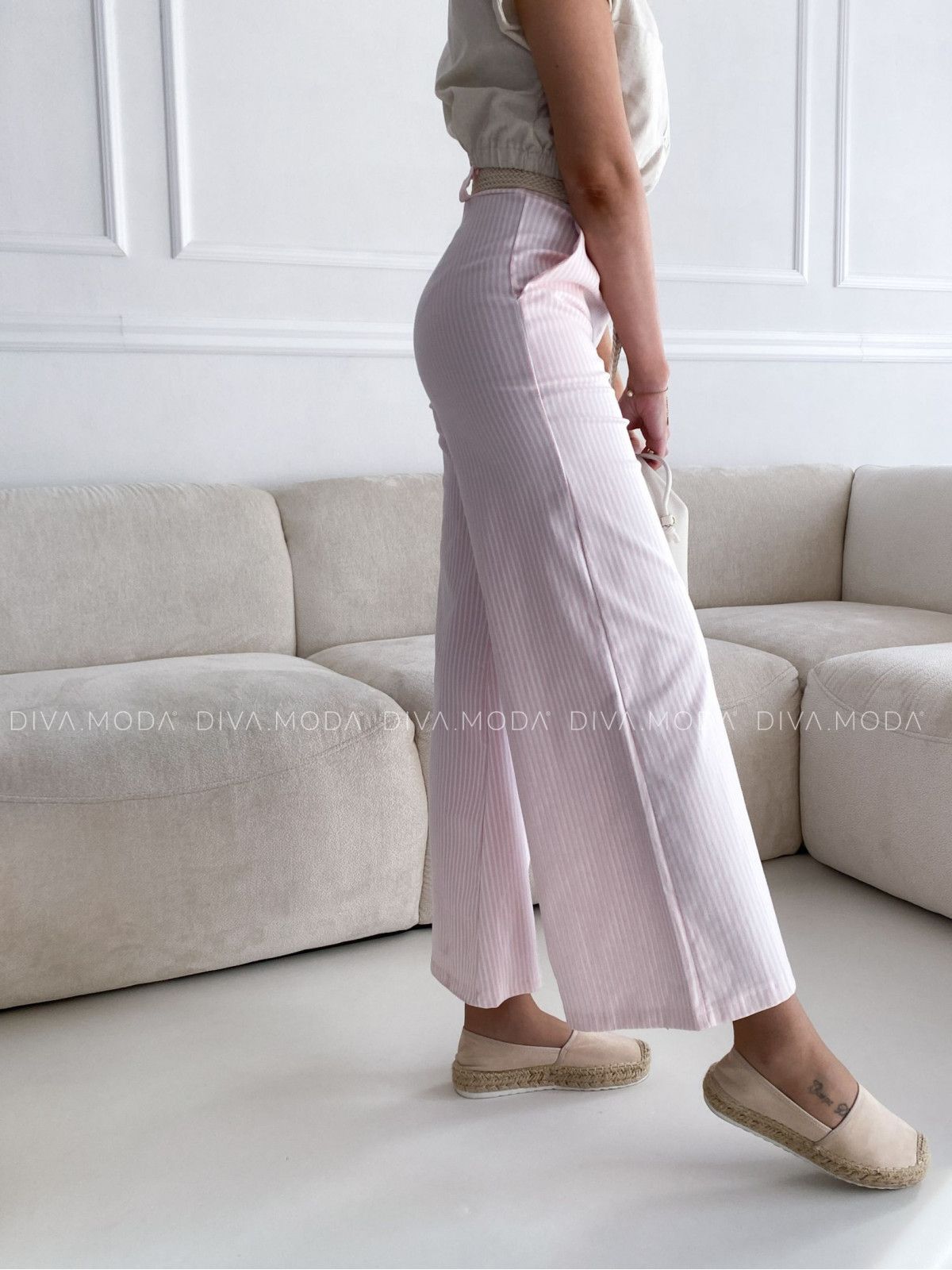 Bavlnené zvonové nohavice strips ružové P 86