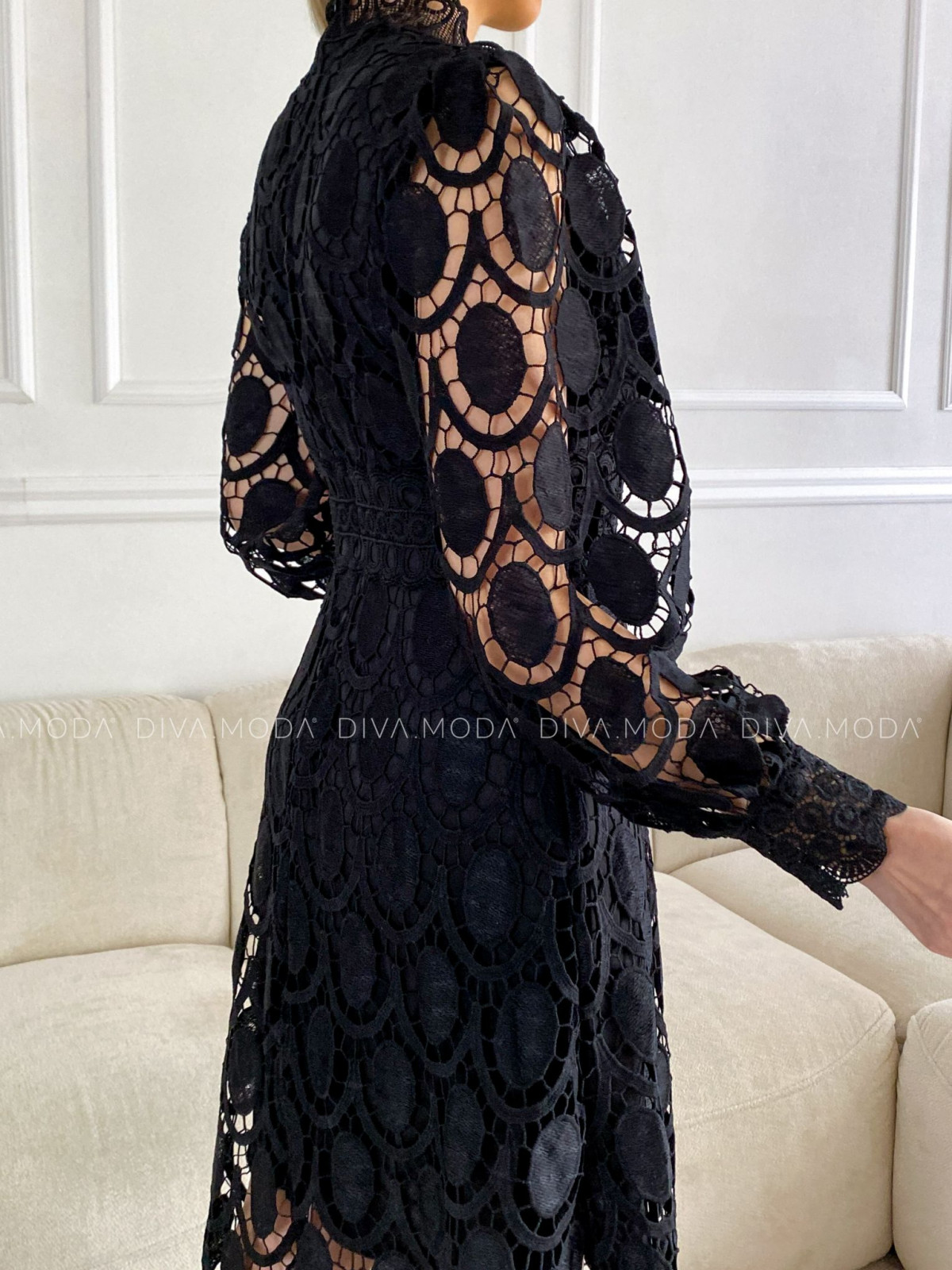 Háčkované maxi šaty Poline čierne M 68