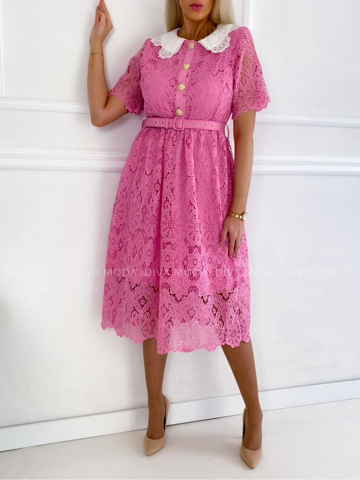 Elegantné krajkované šaty s golierom ružové P 106