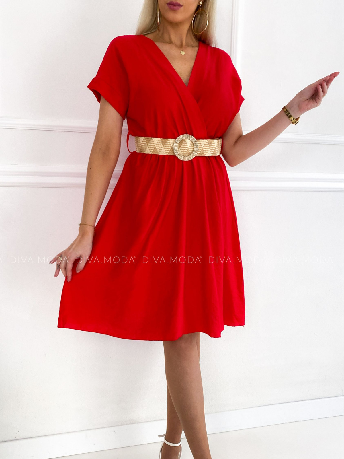 Ľahké šaty s opaskom charlott červené P 110