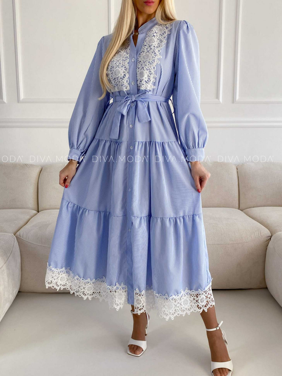 Elegantné pruhované šaty s krajkou modré M 208