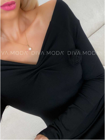 Maxi šaty s odhalenými ramenami  čierne M 243