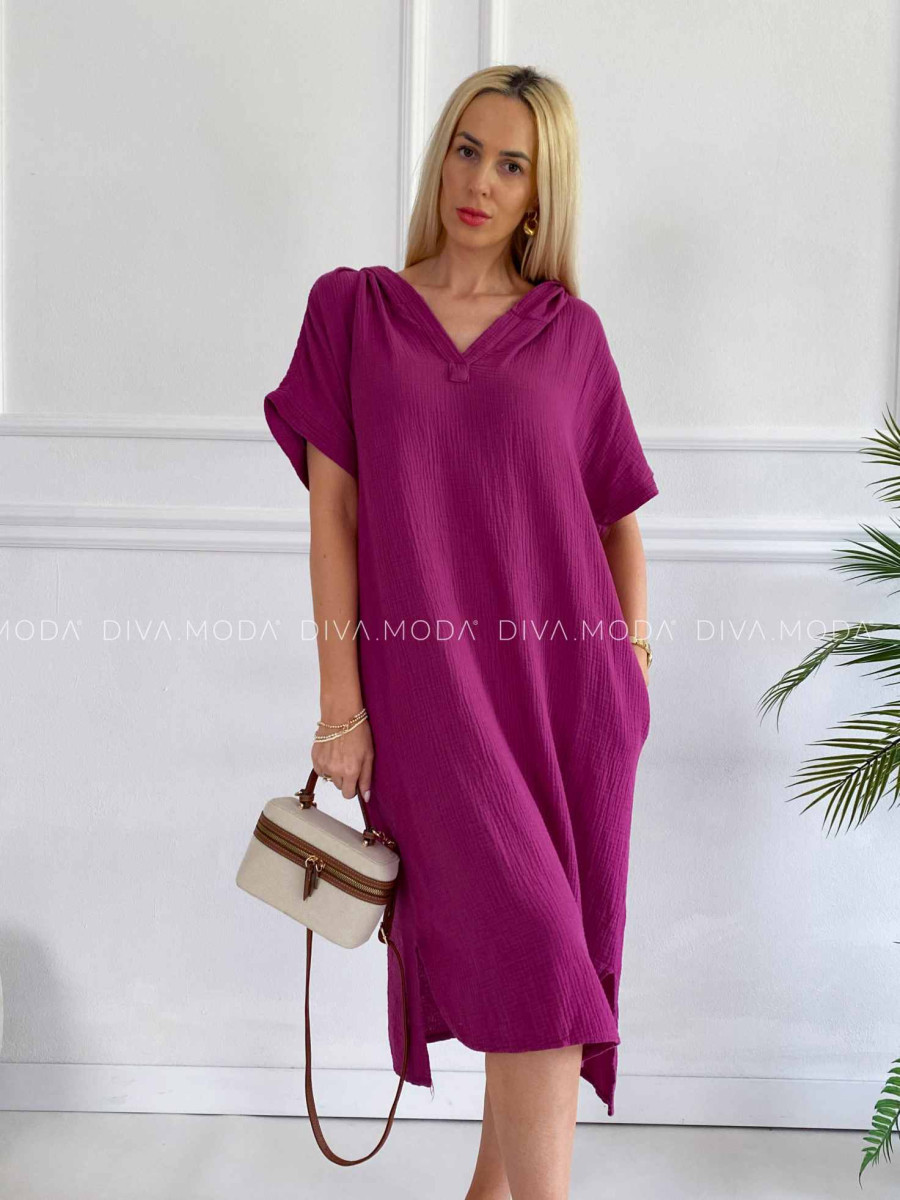 Oversize midi mušlínové šaty s kapucňou baklažánové K 331