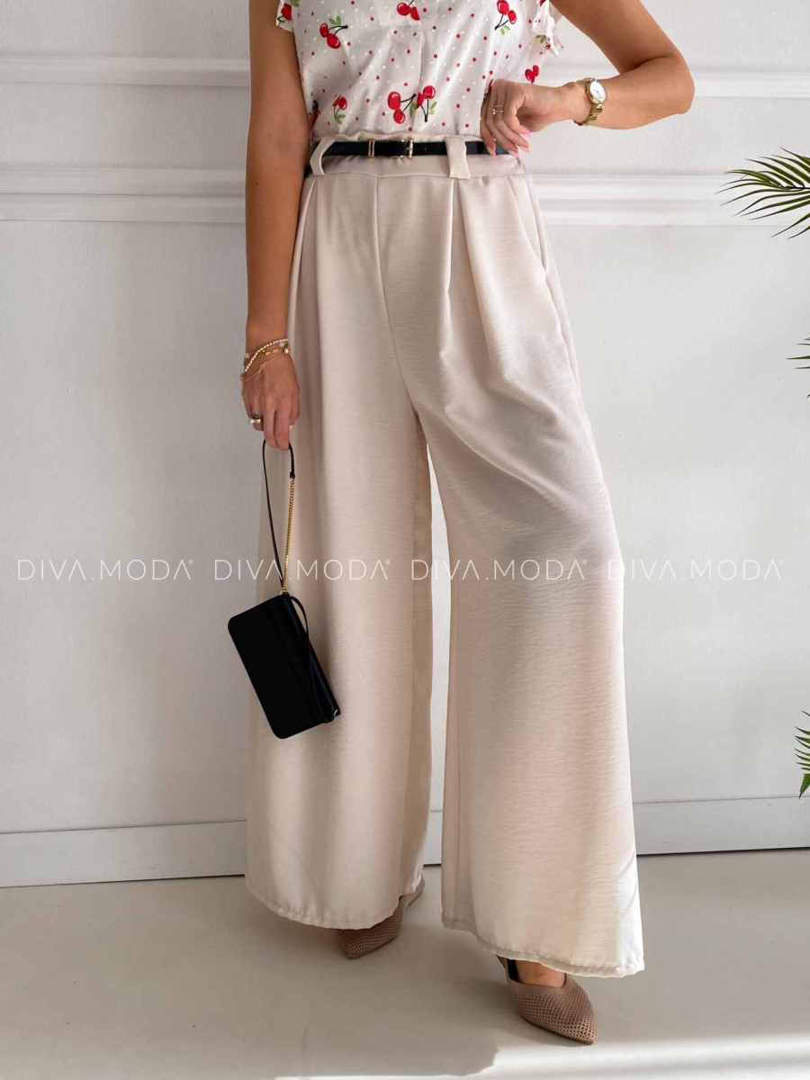 Ľahké nohavice so skladmi a opaskom wide leg béžové K 303