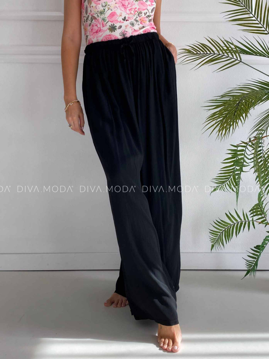 Široké padavé nohavice z viskózy čierne K 342