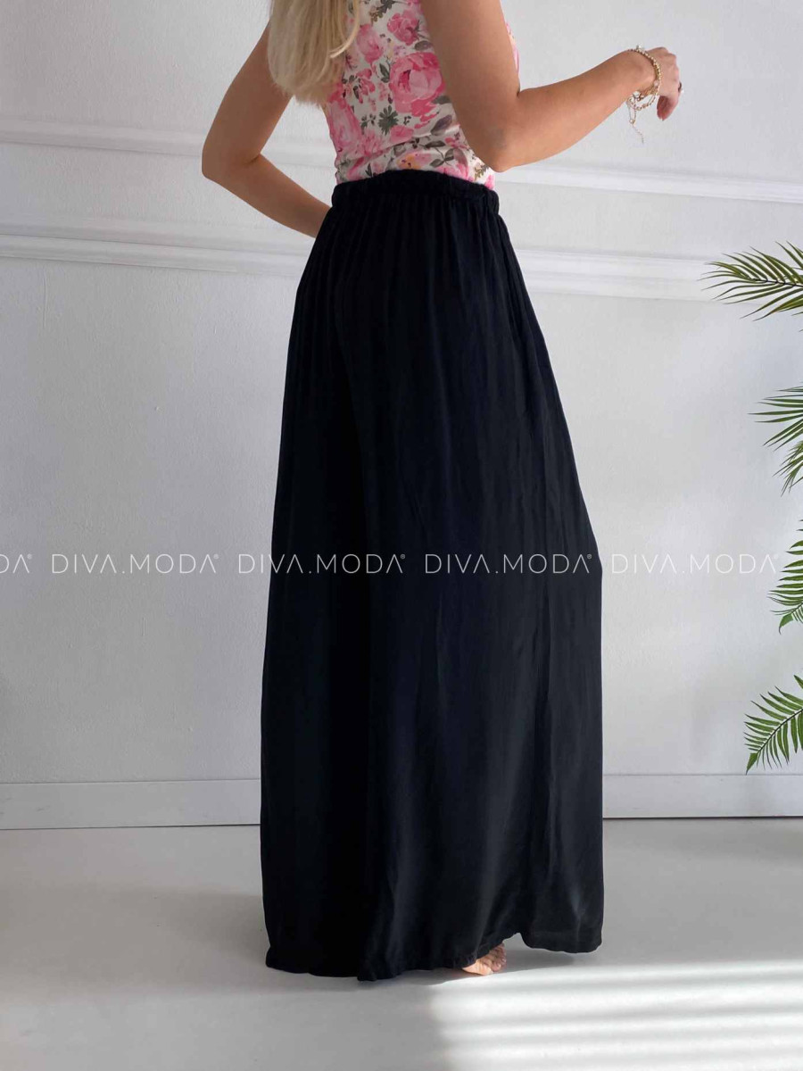 Široké padavé nohavice z viskózy čierne K 342