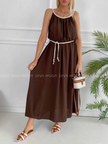 Maxi šaty s prepletanými ramienkami a opaskom čokoládové K 384