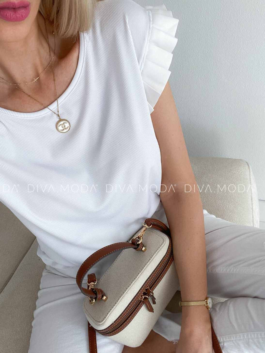 Rebrovaný top so saténovými volánikmi na ramenách biely K 387