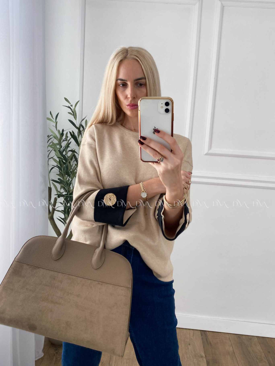 Sveter s gombíkmi na rukávoch vanilkovo - béžový A 46