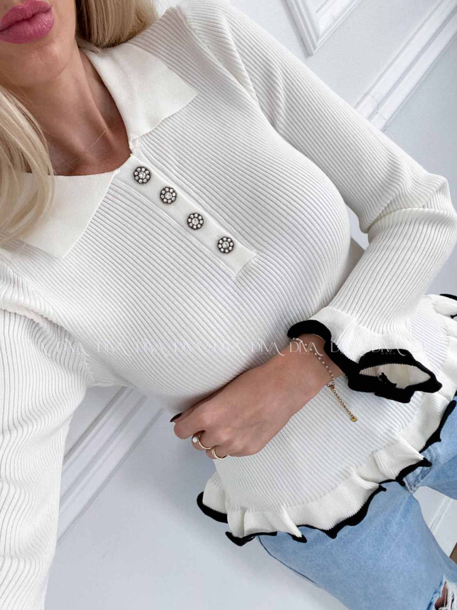Sveter s kamienkovými gombíkmi a lemom biely A 48