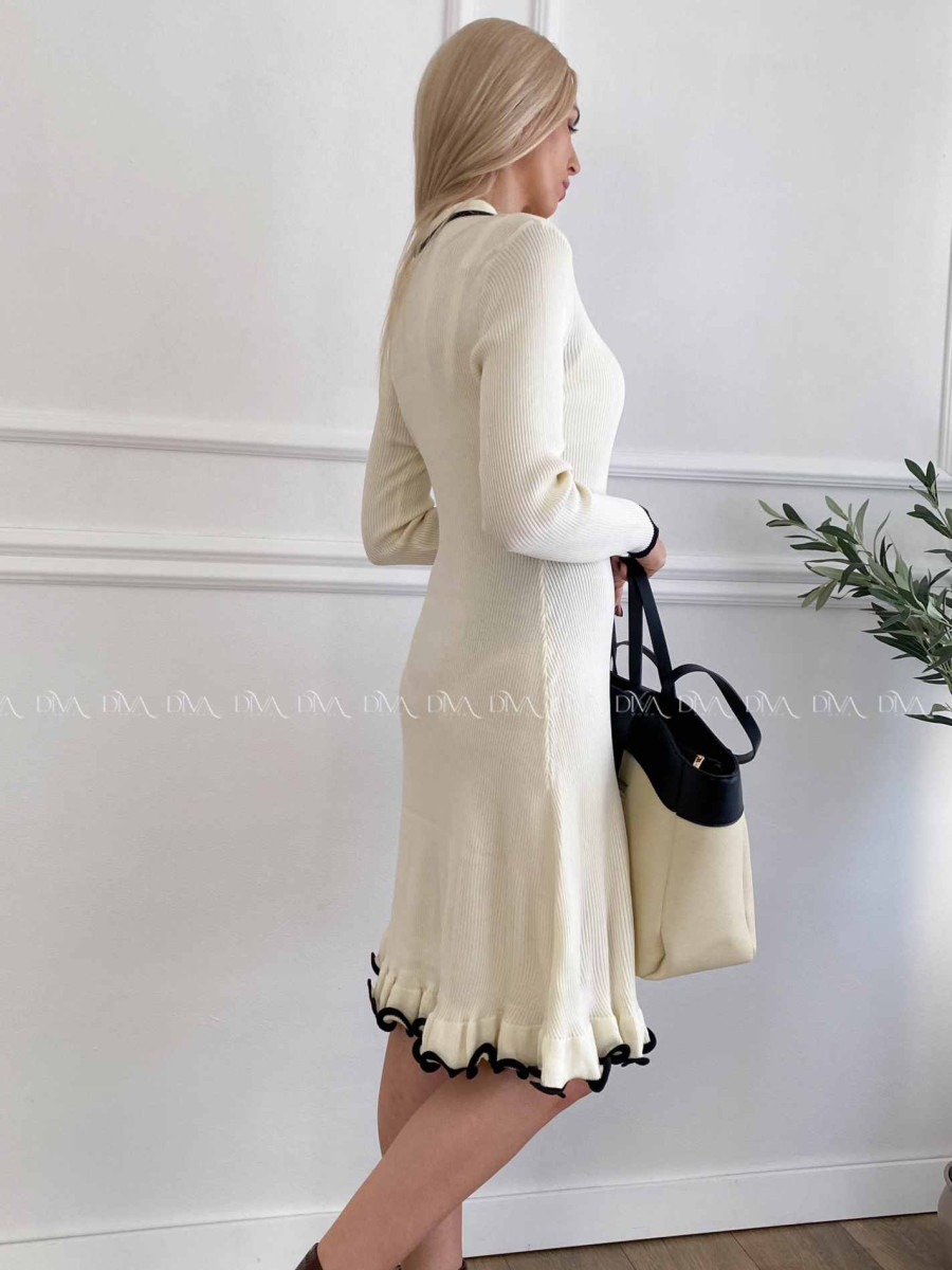 Úpletové šaty s perličkovými gombíkmi Daisy maslové A 32