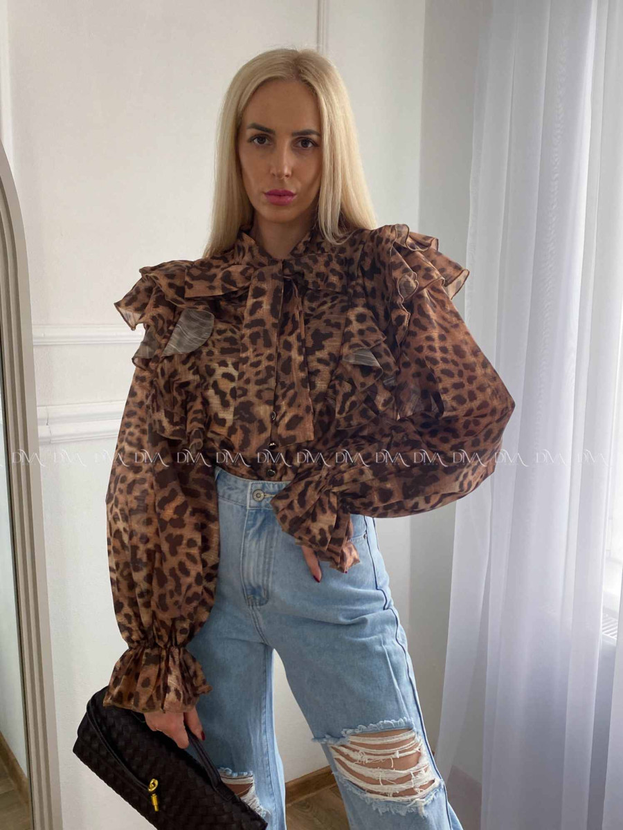 Leopardia blúzka s volánom A 15