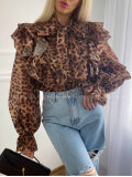 Leopardia blúzka s volánom A 15