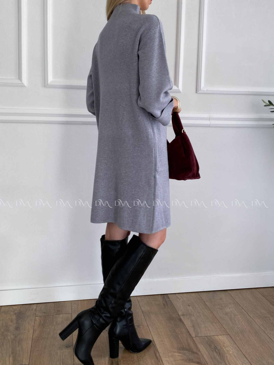 Úpletové šaty so štrasovými gombíkmi snow  sivé A 18