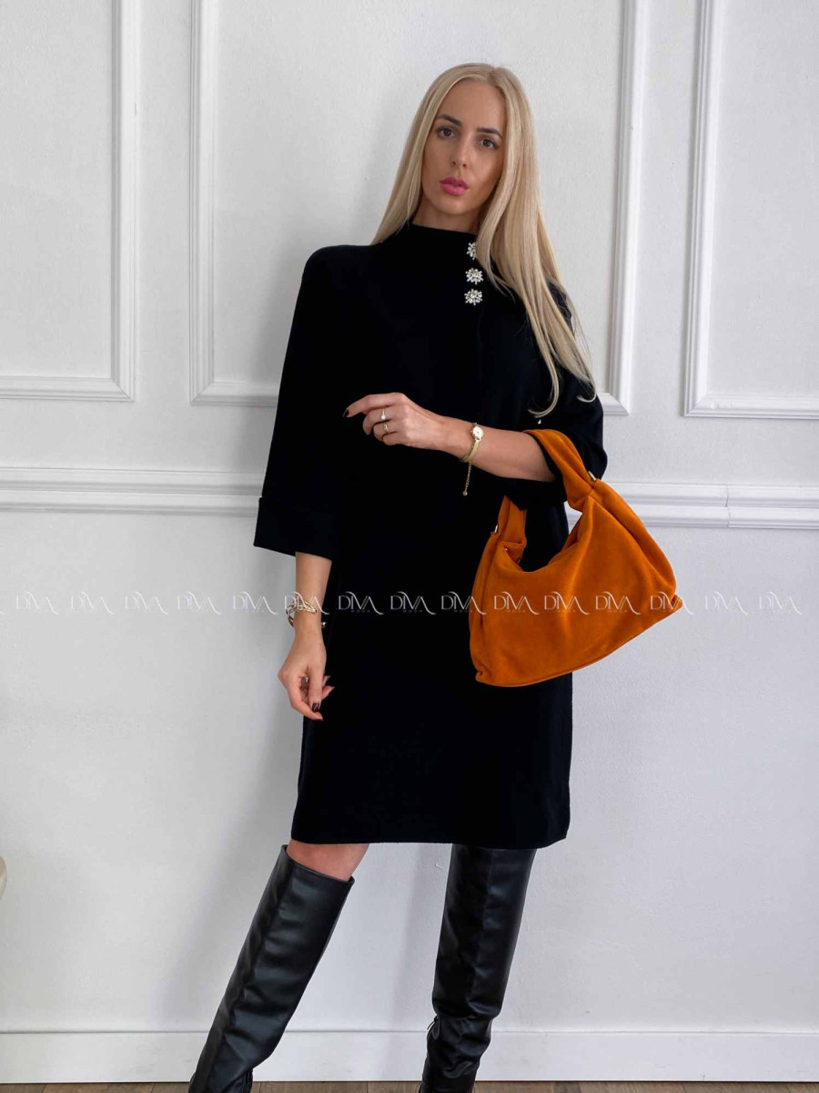 Úpletové šaty so štrasovými gombíkmi snow  čierne A 18