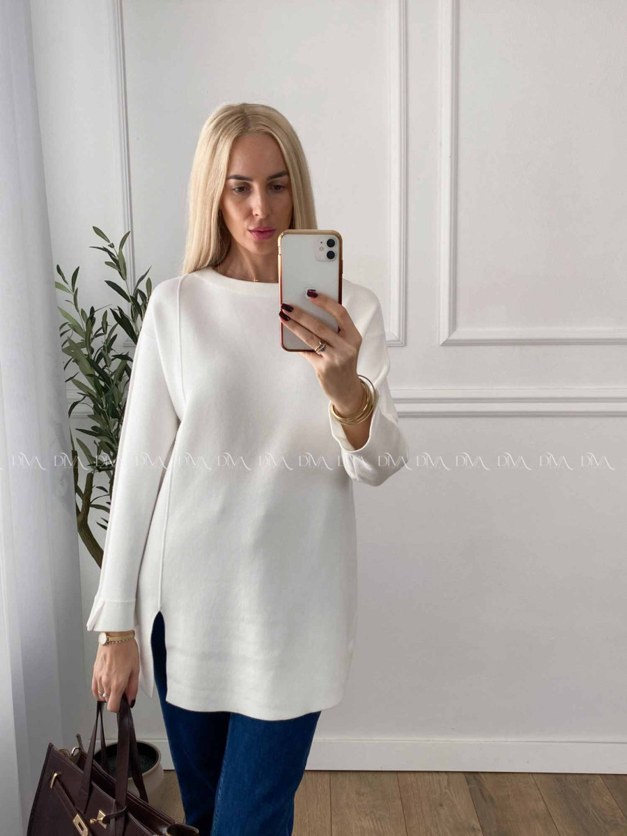 Predĺžený sveter s rázporkom Torry biely A 37