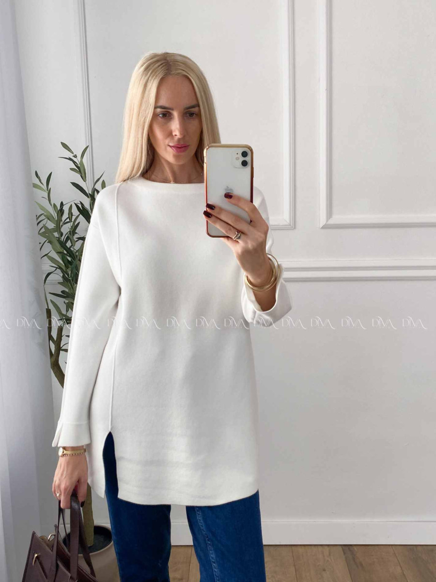 Predĺžený sveter s rázporkom Torry biely A 37