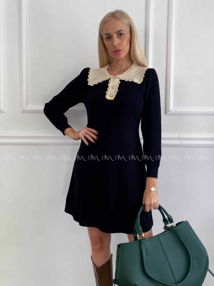 Úpletové šaty s krajkovaným golierom čierne A 41