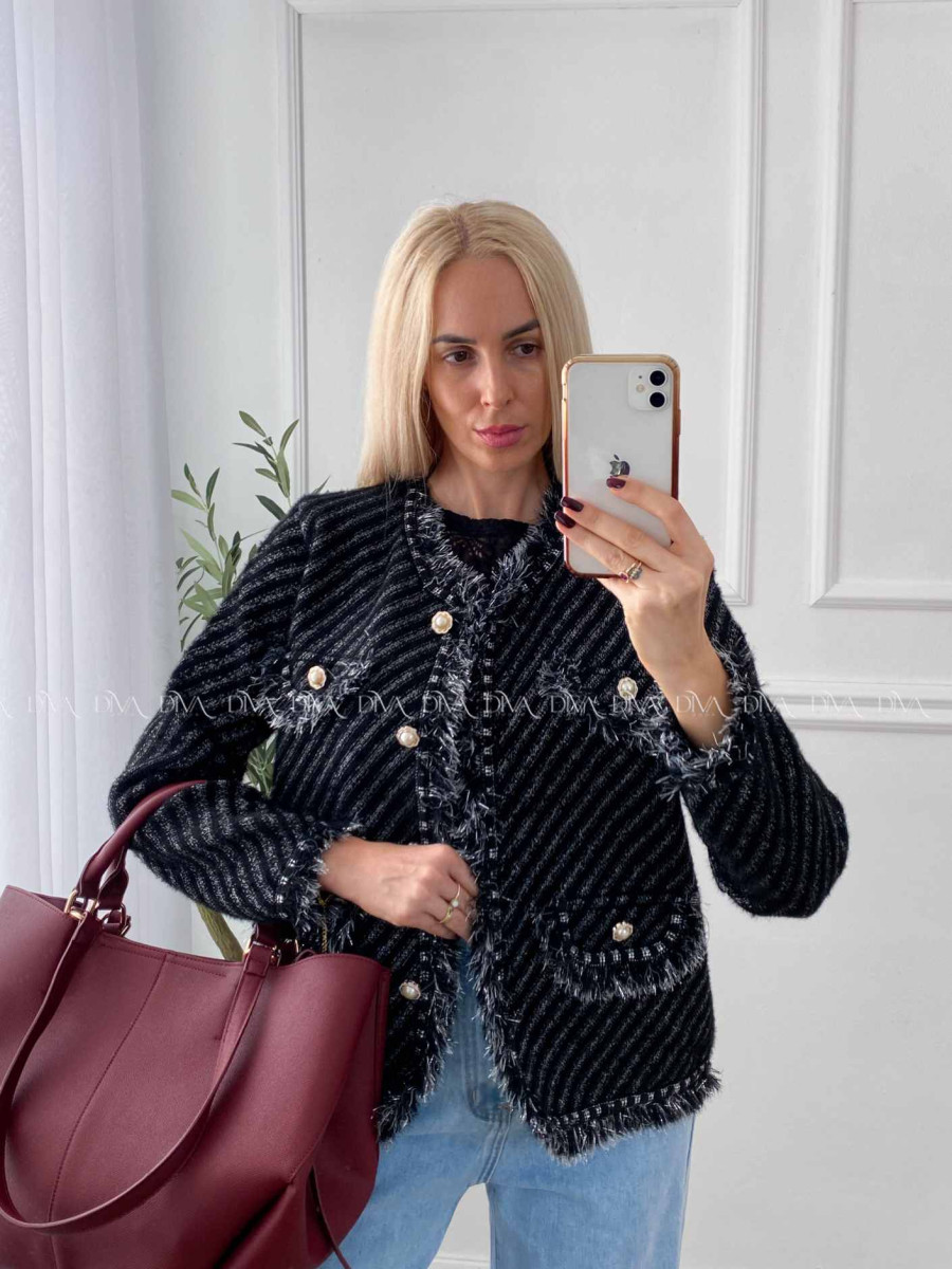 Úpletové sako so strapčekmi čierne A 50