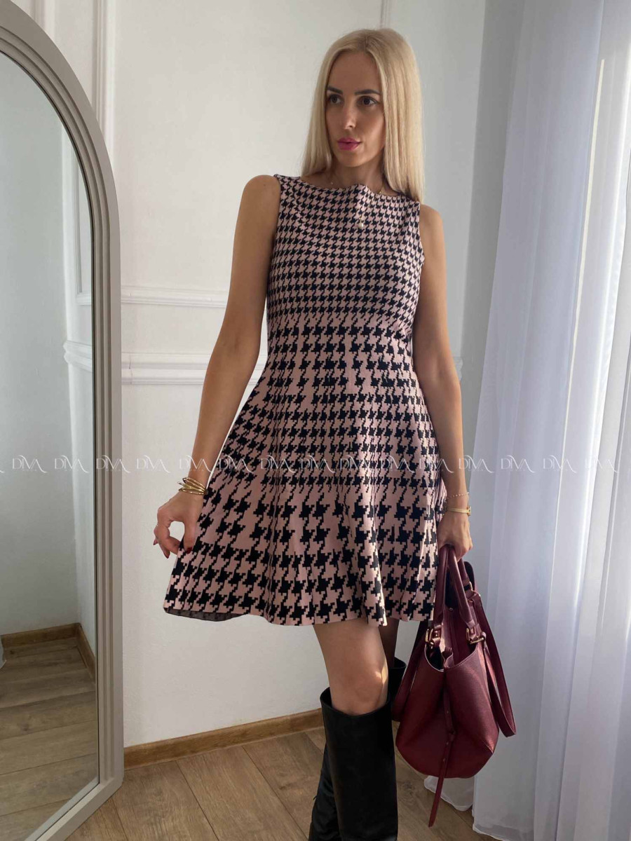 Úpletové šaty kohútia stopa ružové A 22