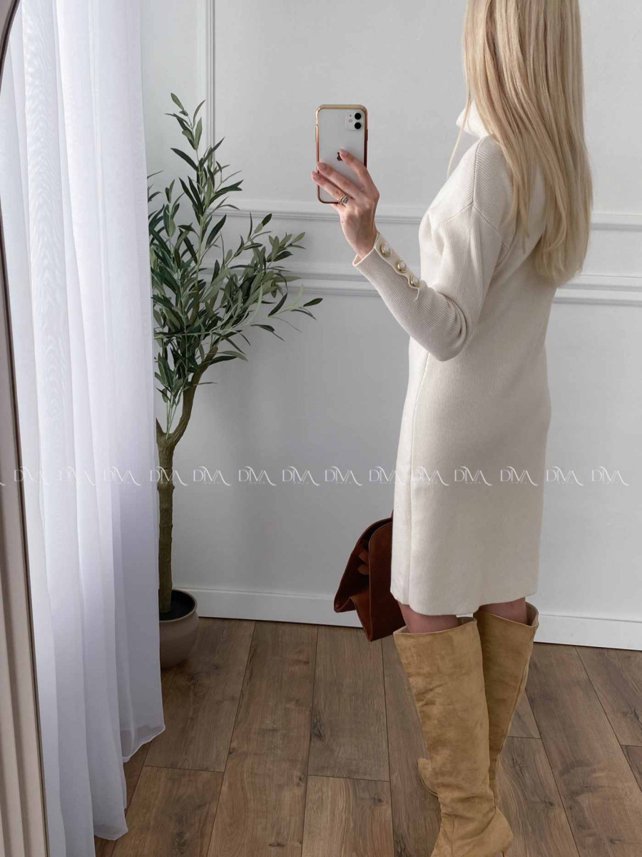 Rolákové šaty s perlovými gombíkmi smotanové A 45