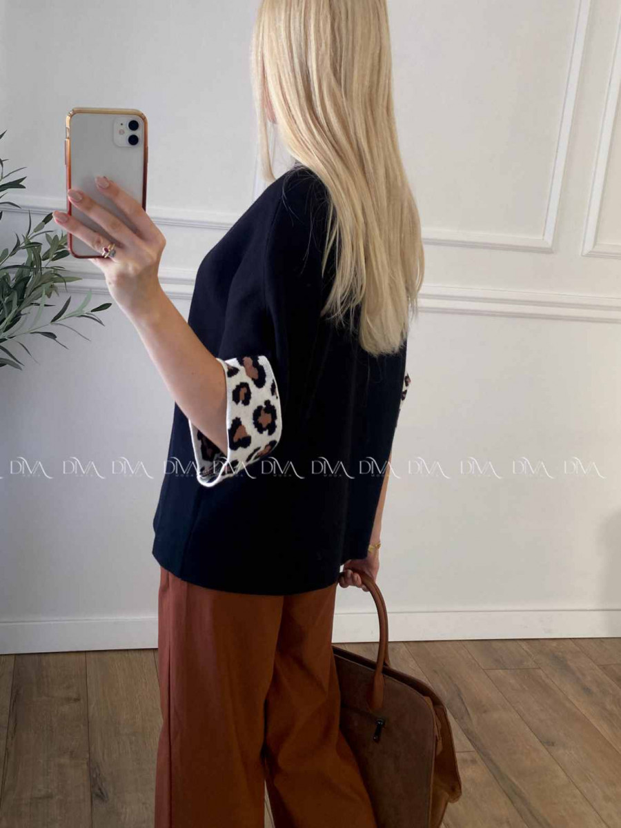 Oversize polorolák s bambuľkou čierny A 57