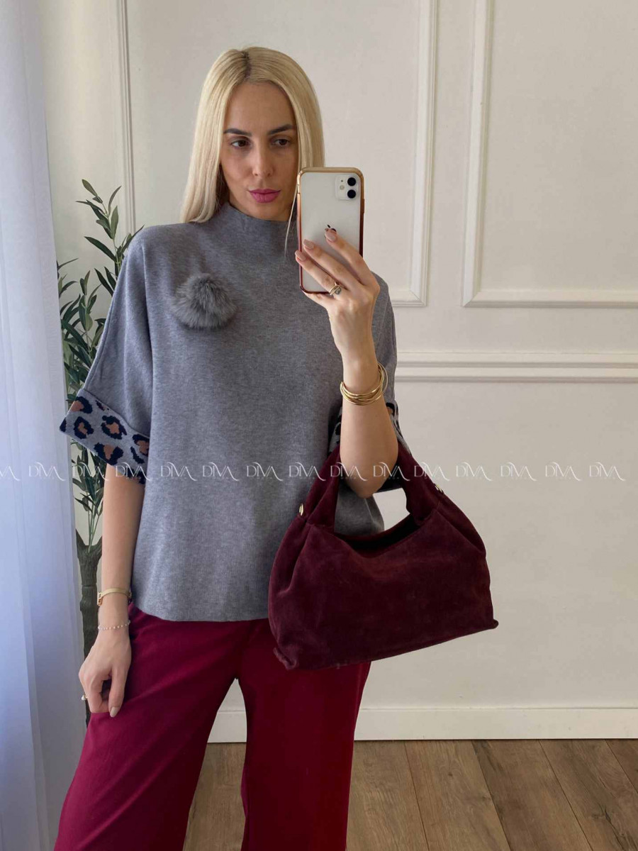 Oversize polorolák s bambuľkou sivý A 57