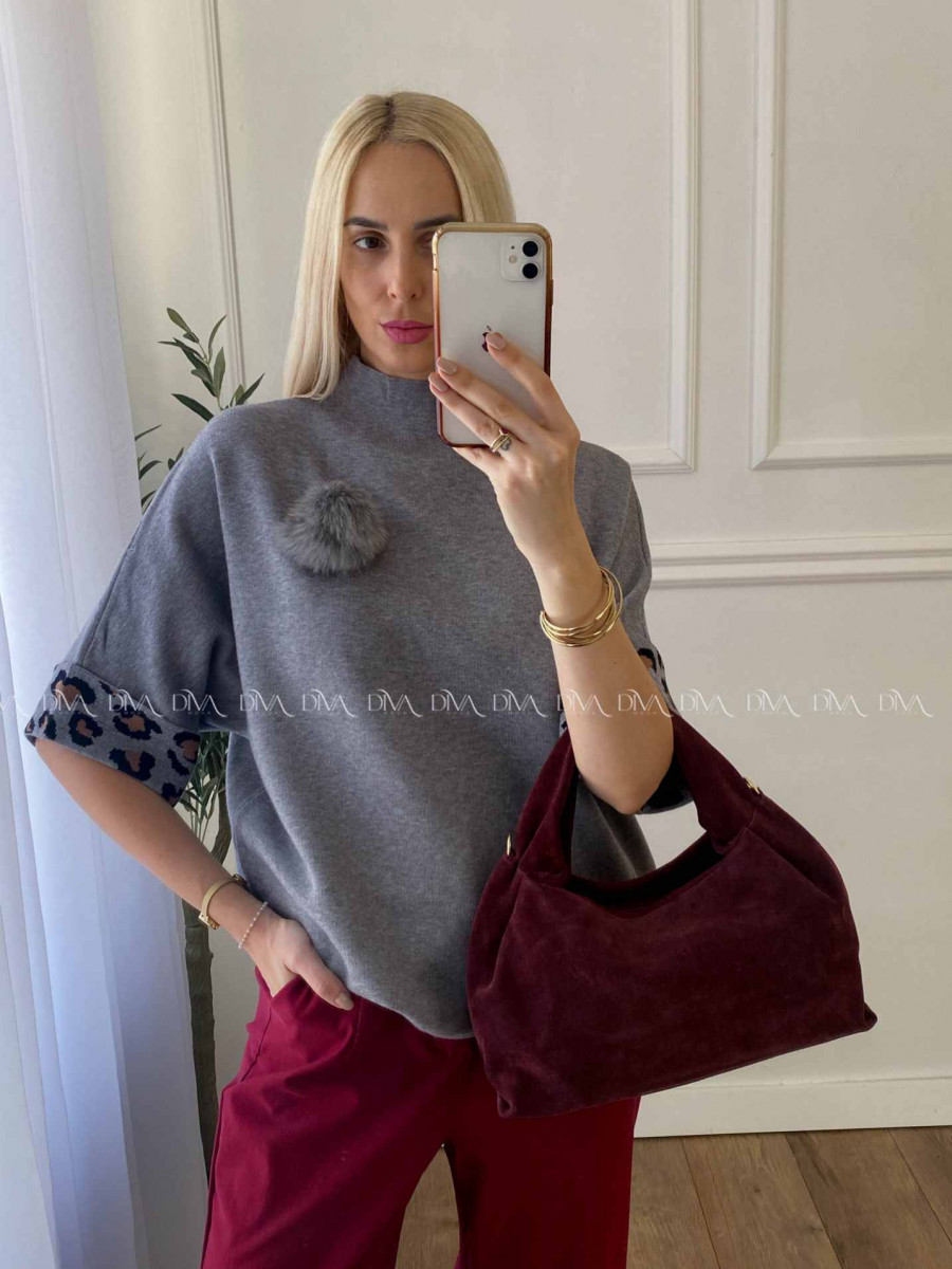 Oversize polorolák s bambuľkou sivý A 57