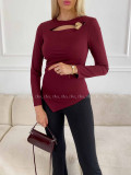Šikmý top s výstrihom a sponou burgundy A 77 Šikmý top s výstrihom a sponou burgundy A 77