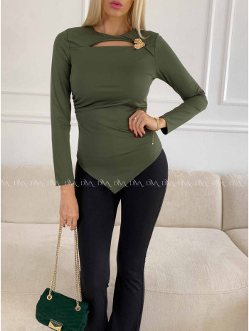 Šikmý top s výstrihom a sponou khaki zelený A 77