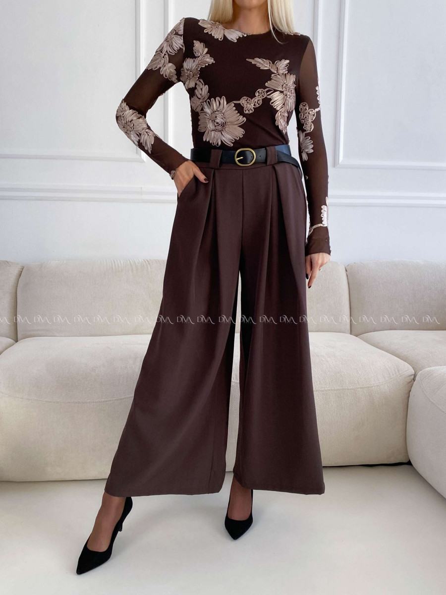 Široké nohavice s opaskom čokoládové A 115