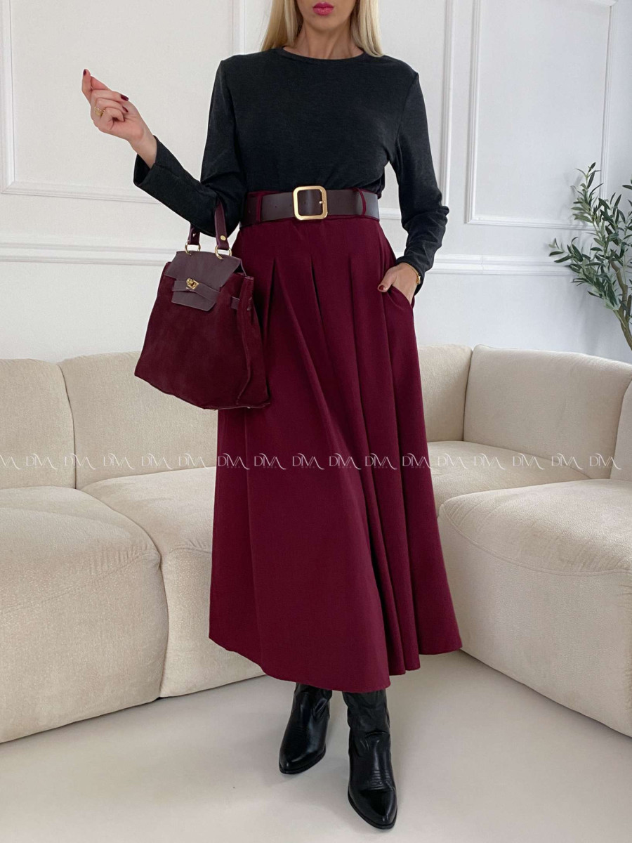 Kombinované maxi šaty s opaskom burgundy A 128