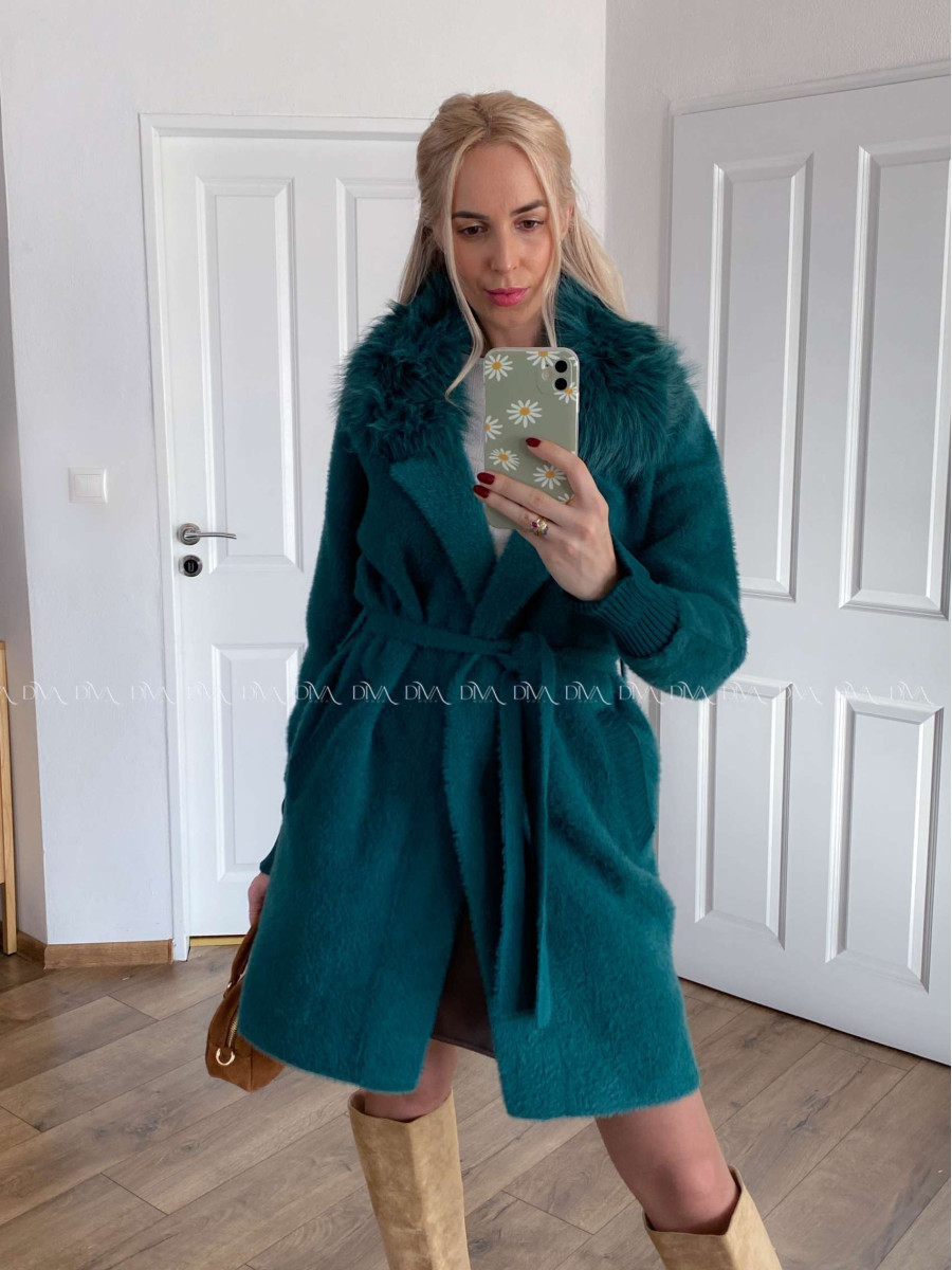 Alpaka kabát s kožušinou a opaskom prtrolejovo- smaragdový S 68
