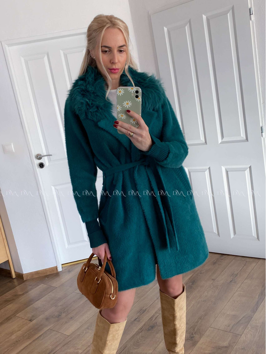 Alpaka kabát s kožušinou a opaskom prtrolejovo- smaragdový S 68