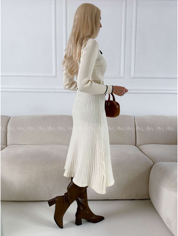 Úpletové midi šaty s golierom a opaskom smotanové A 145