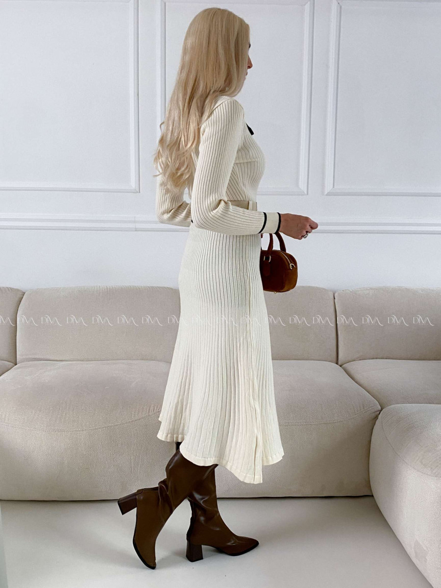 Úpletové midi šaty s golierom a opaskom smotanové A 145