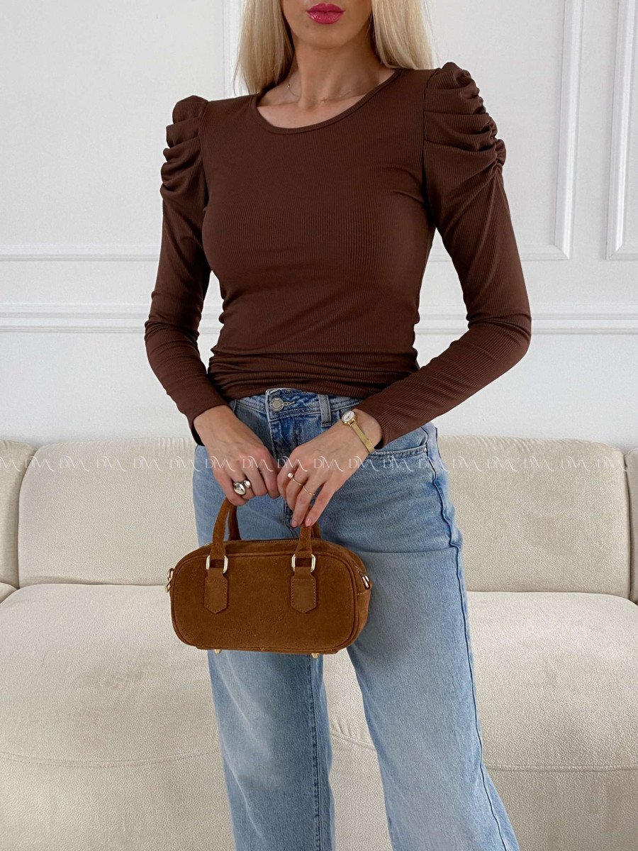 Rebrovaný top s naberanými rukávmi čokoládový Mirau A 139