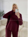 Úpletový komplet sveter + nohavice burgundy A 157