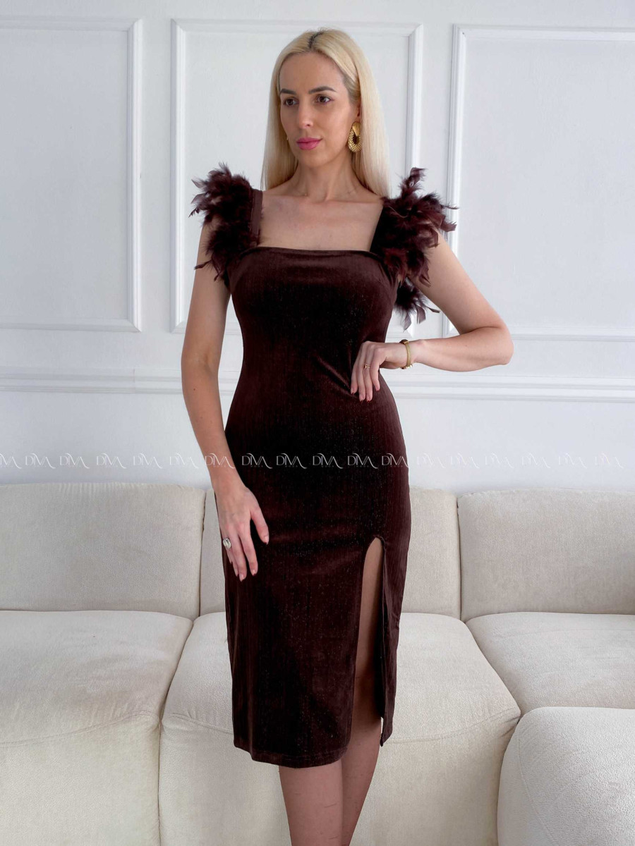 Zamatové midi šaty s pierkami čokoládové A 158