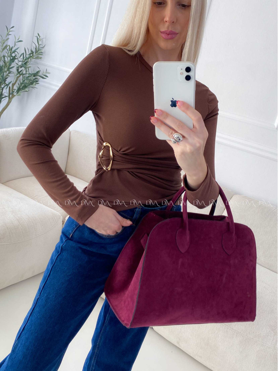 Rebrovaný top so zlatou sponou čokoládový A 162